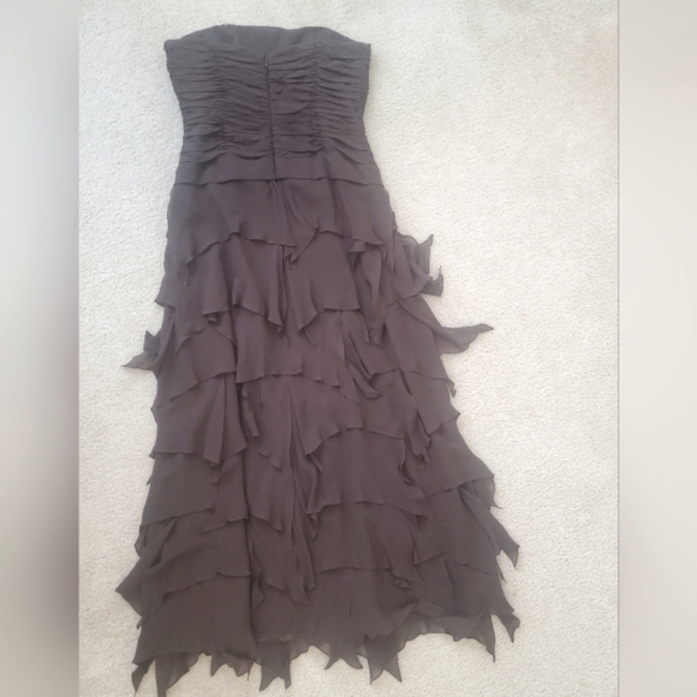 Kay Unger Chiffon Gown, Petite Strapless Size 8P - Picture 3 of 3